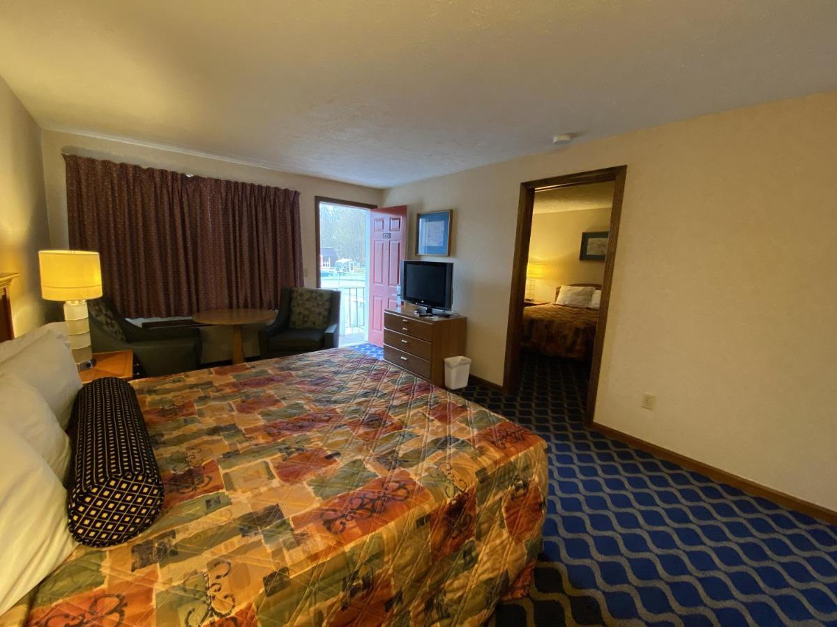 Economy Lodge 682 Main St Sturbridge Exteriör bild